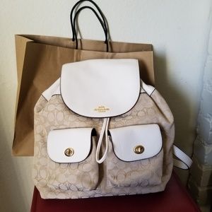 Coach signature leather backpack NWT